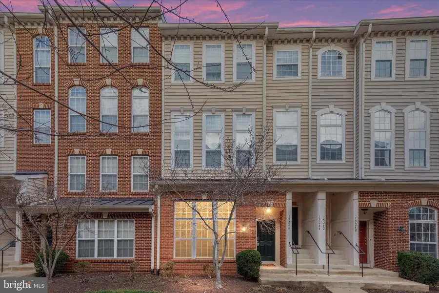 15246 Rosemont Manor Dr, Haymarket, VA 20169 - Image #2