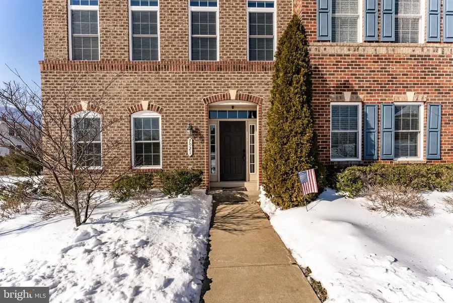 7921 Culloden Crest Ln, Gainesville, VA 20155 - Image #3