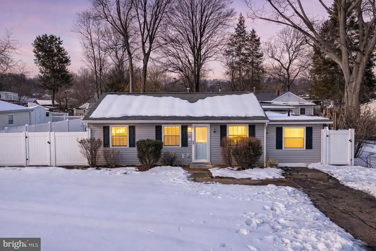 14418 Melbourne Ave, Woodbridge, VA 22191 - #1