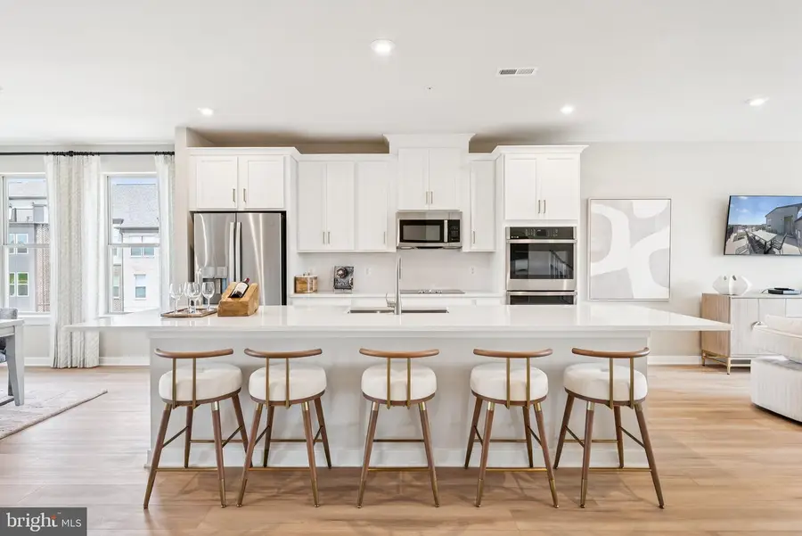 14124 Slate St, Woodbridge, VA 22193 - Image #2