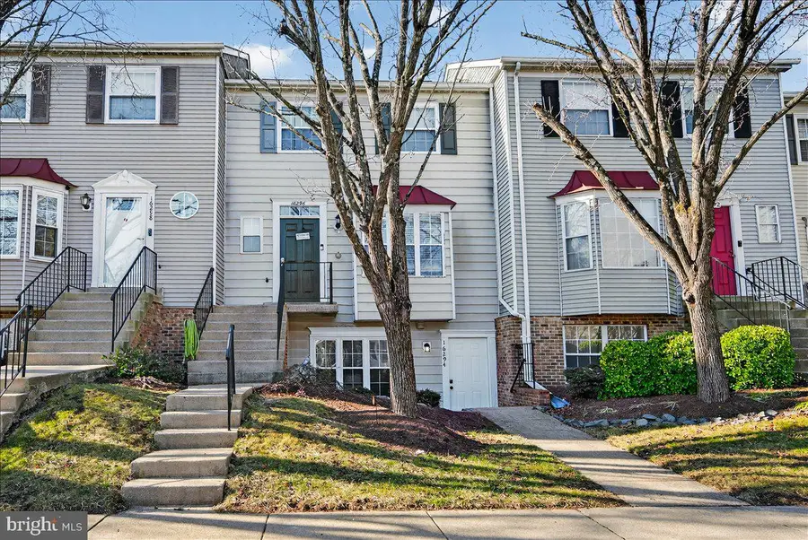 16294 Taconic Cir, Dumfries, VA 22025 - Image #3