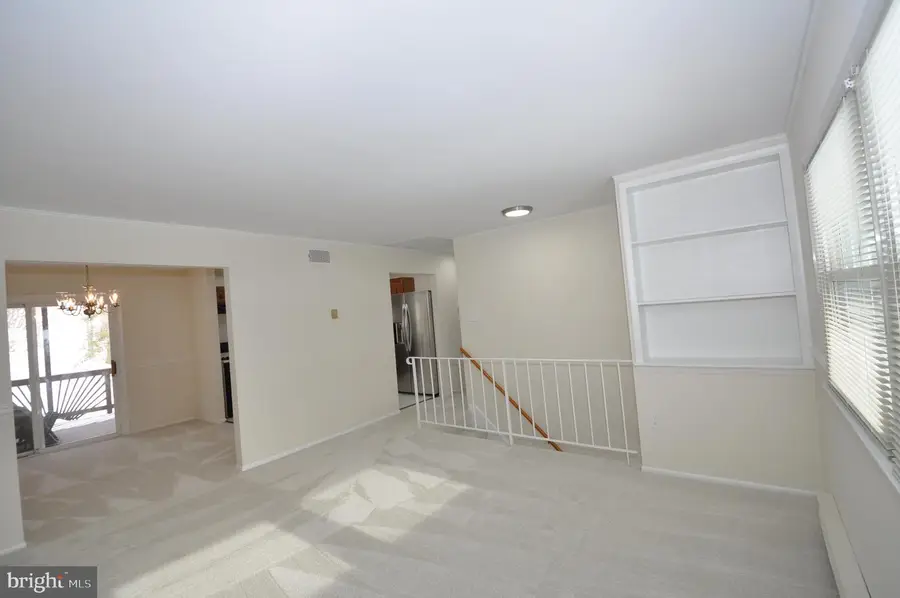 4765 Lupino Ct, Woodbridge, VA 22193 - Image #3