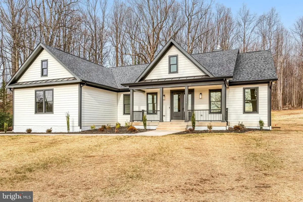 16220 Waterfall Rd, Haymarket, VA 20169 - Image #1