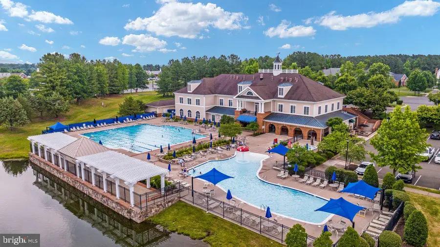 5711 Amelia Springs Cir, Haymarket, VA 20169 - #3