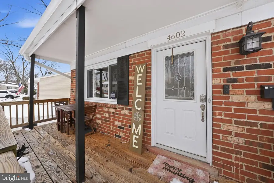 4602 Kenwood Dr, Woodbridge, VA 22193 - Image #2