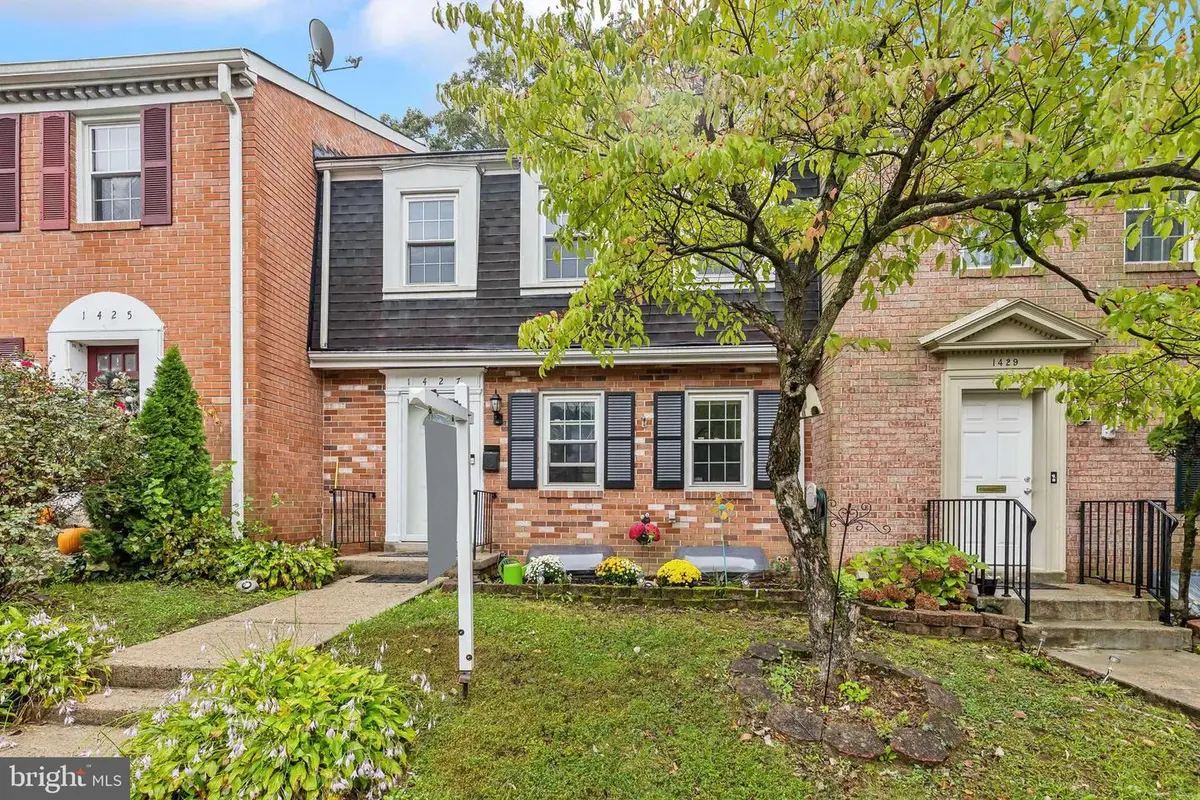 1427 Admiral Dr, Woodbridge, VA 22192 - Image #1