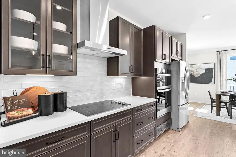 17992 Alicia Ave, Dumfries, VA 22026 - Image #2