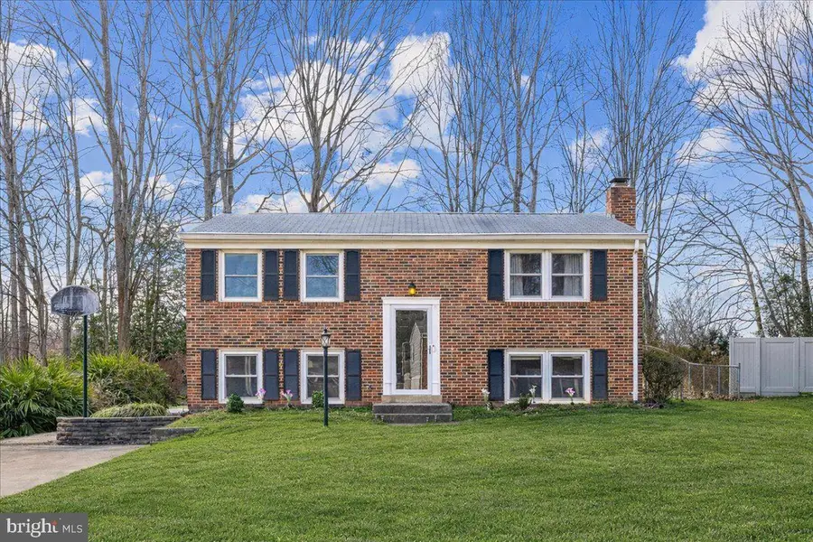 13740 Marilyn Ct, Woodbridge, VA 22193 - #2