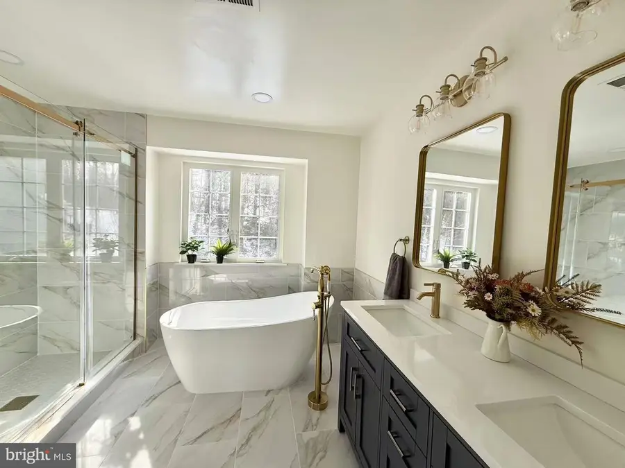 3696 Wertz Dr, Woodbridge, VA 22193 - Image #3