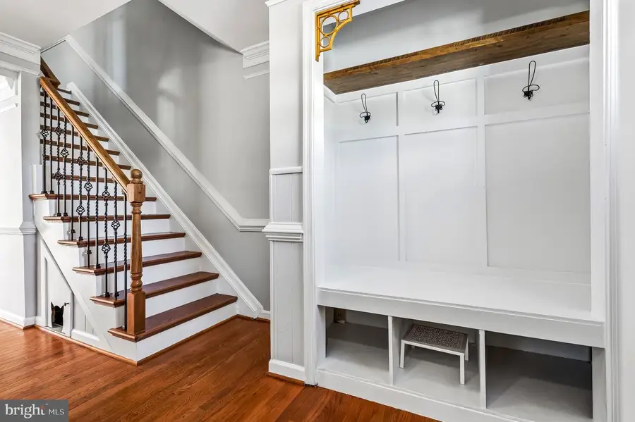 4001 Forestdale Ave, Woodbridge, VA 22193 - Image #2