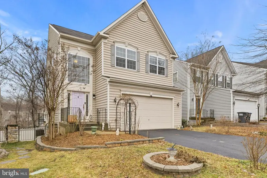 16067 Standing Eagle Ct, Woodbridge, VA 22191 - #2