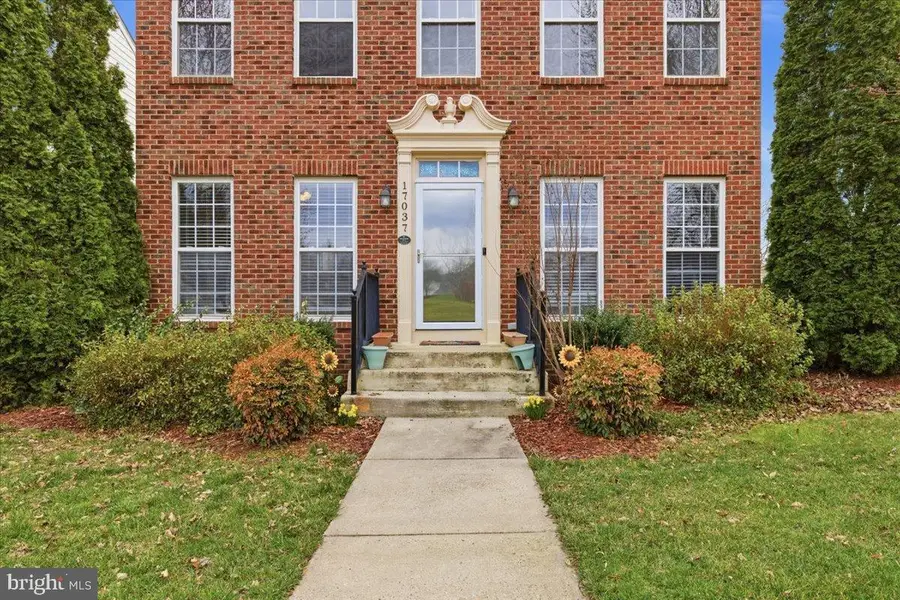 17037 Loftridge Ln, Gainesville, VA 20155 - #3