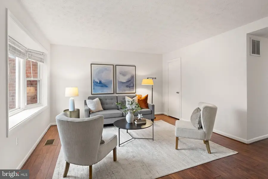 14424 Filarete St, Woodbridge, VA 22193 - #2