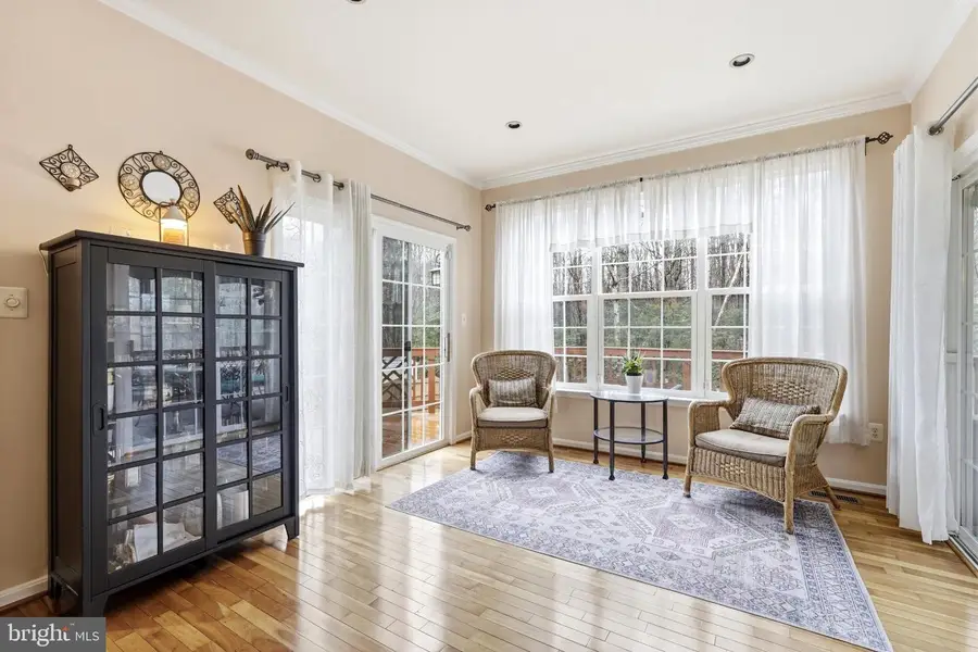 5889 Fincastle Dr, Manassas, VA 20112 - #3