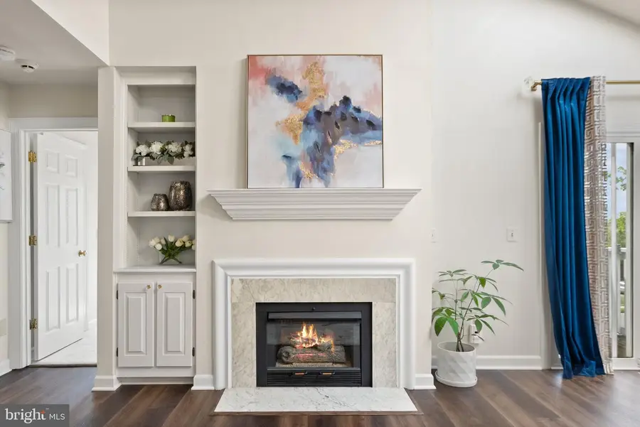 8115 Lacy Dr #304, Manassas, VA 20109 - #2