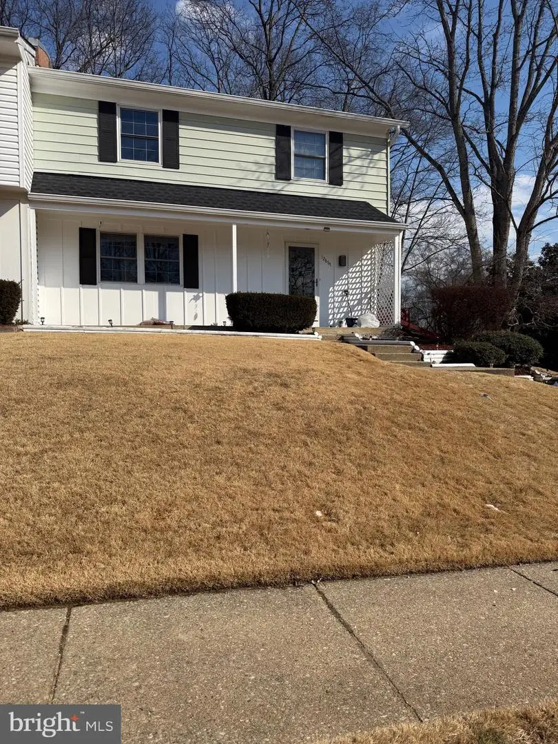 12661 Valleywood Dr, Woodbridge, VA 22192 - #1