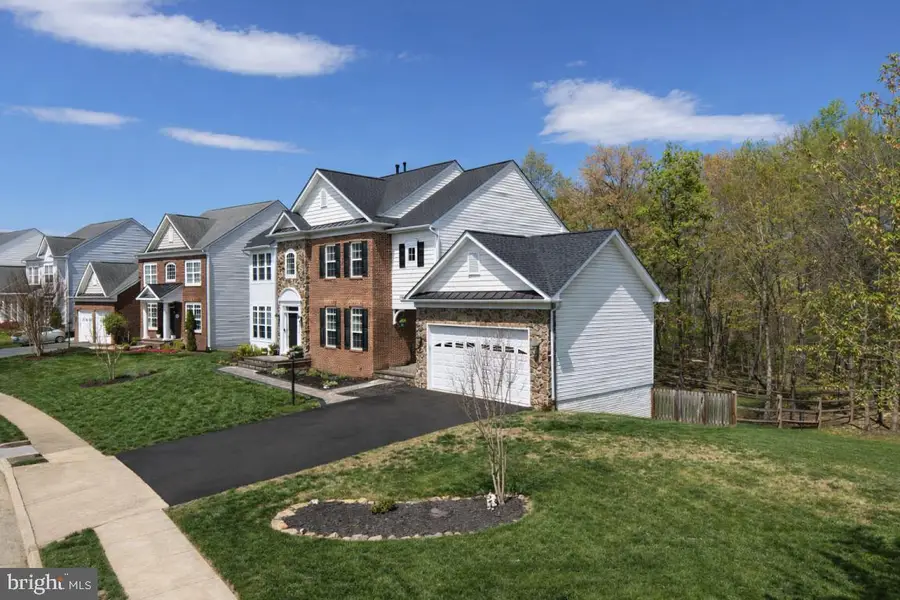 8315 Shimmering Rock Rd, Gainesville, VA 20155 - #2