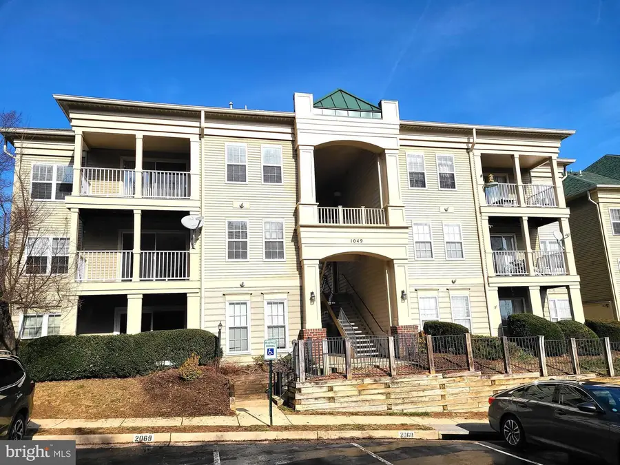 1049 Gardenview Loop #302, Woodbridge, VA 22191 - #2