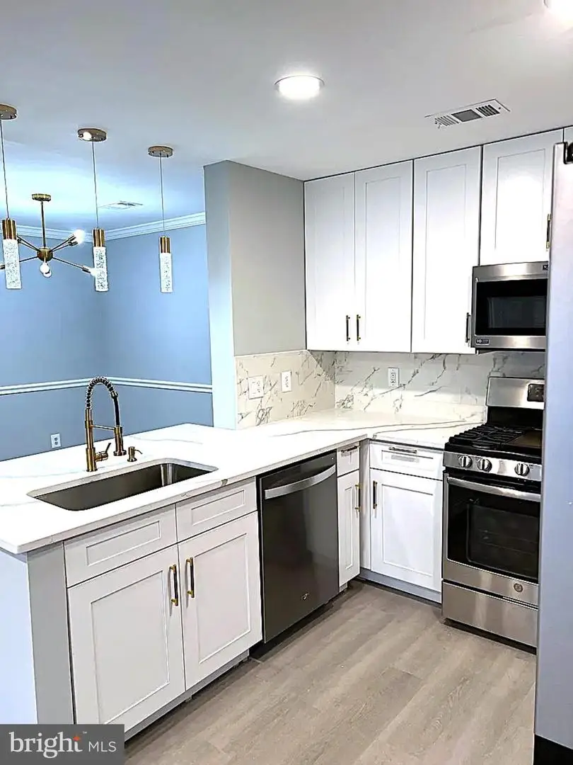 1049 Gardenview Loop #302, Woodbridge, VA 22191 - #3