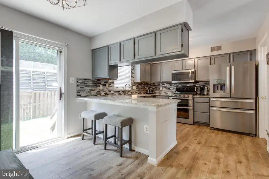 13006 Hunterbrook Dr, Woodbridge, VA 22192 - #3