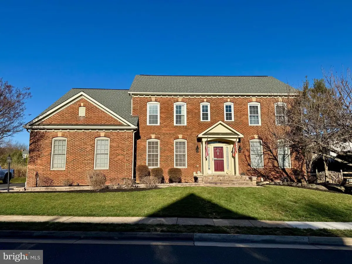 14170 Clubhouse Rd, Gainesville, VA 20155 - #1