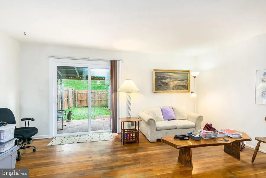 3429 Braddock Dr, Woodbridge, VA 22193 - #3