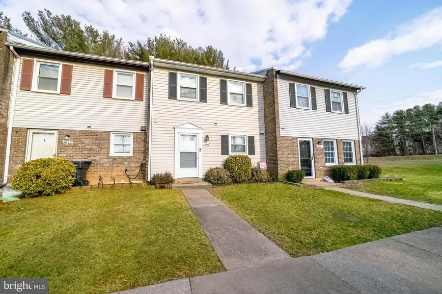 4667 Charlton Ct, Woodbridge, VA 22193 - #2