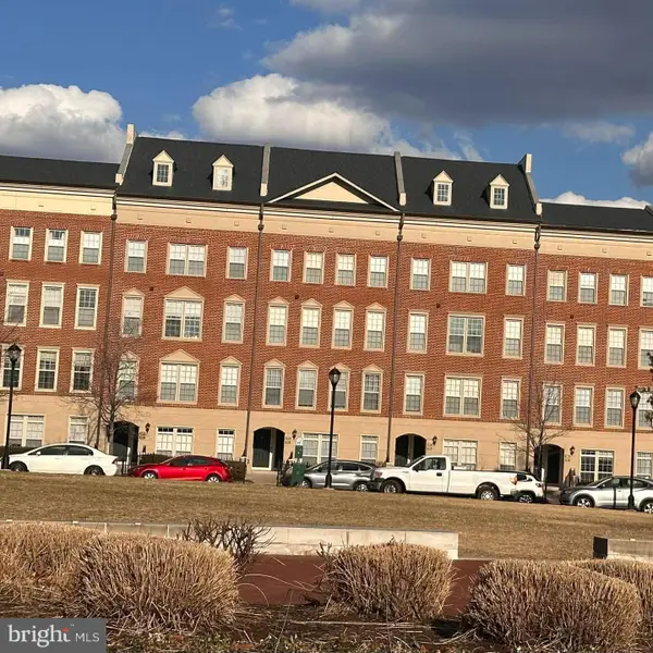 7931 Crescent Park Dr, GAINESVILLE, VA 20155