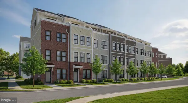 627 Belmont Bay Dr, WOODBRIDGE, VA 22191