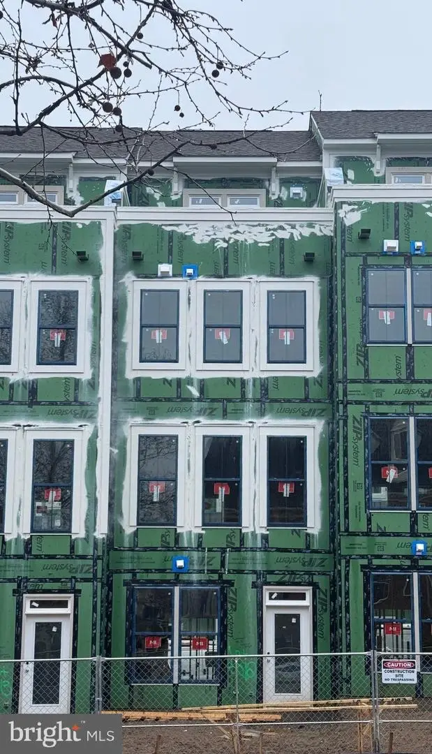 627 Belmont Bay Dr, Woodbridge, VA 22191 - #2