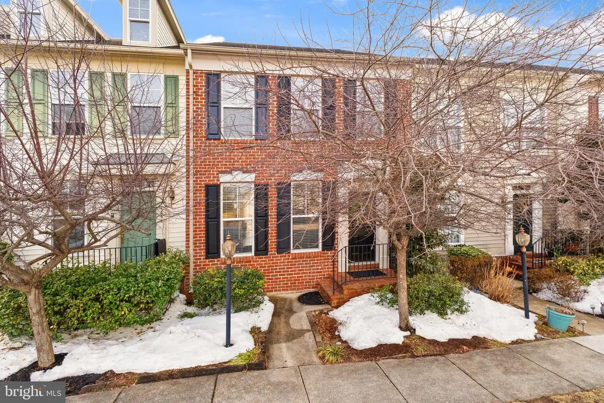 11863 Benton Lake Rd, Bristow, VA 20136 - #1