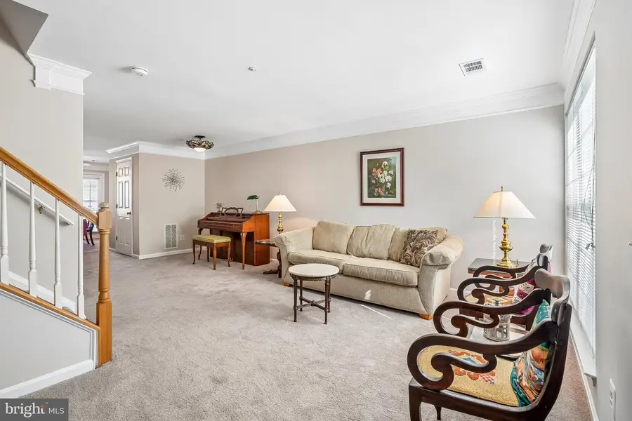 11720 Tolson Pl #11720, Woodbridge, VA 22192 - #3