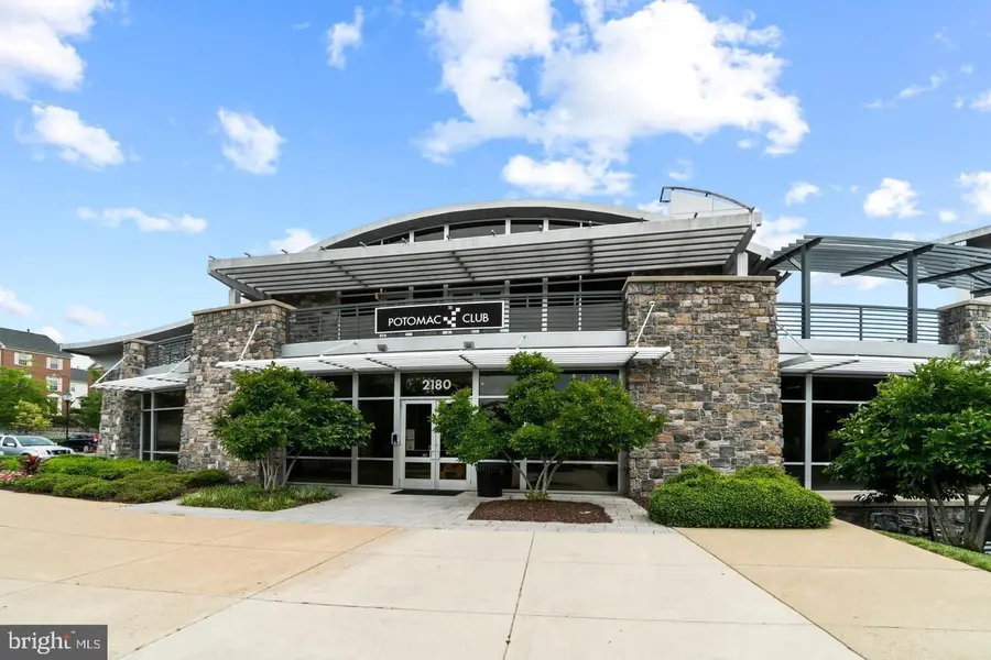 2483 Eastbourne Dr, Woodbridge, VA 22191 - #3