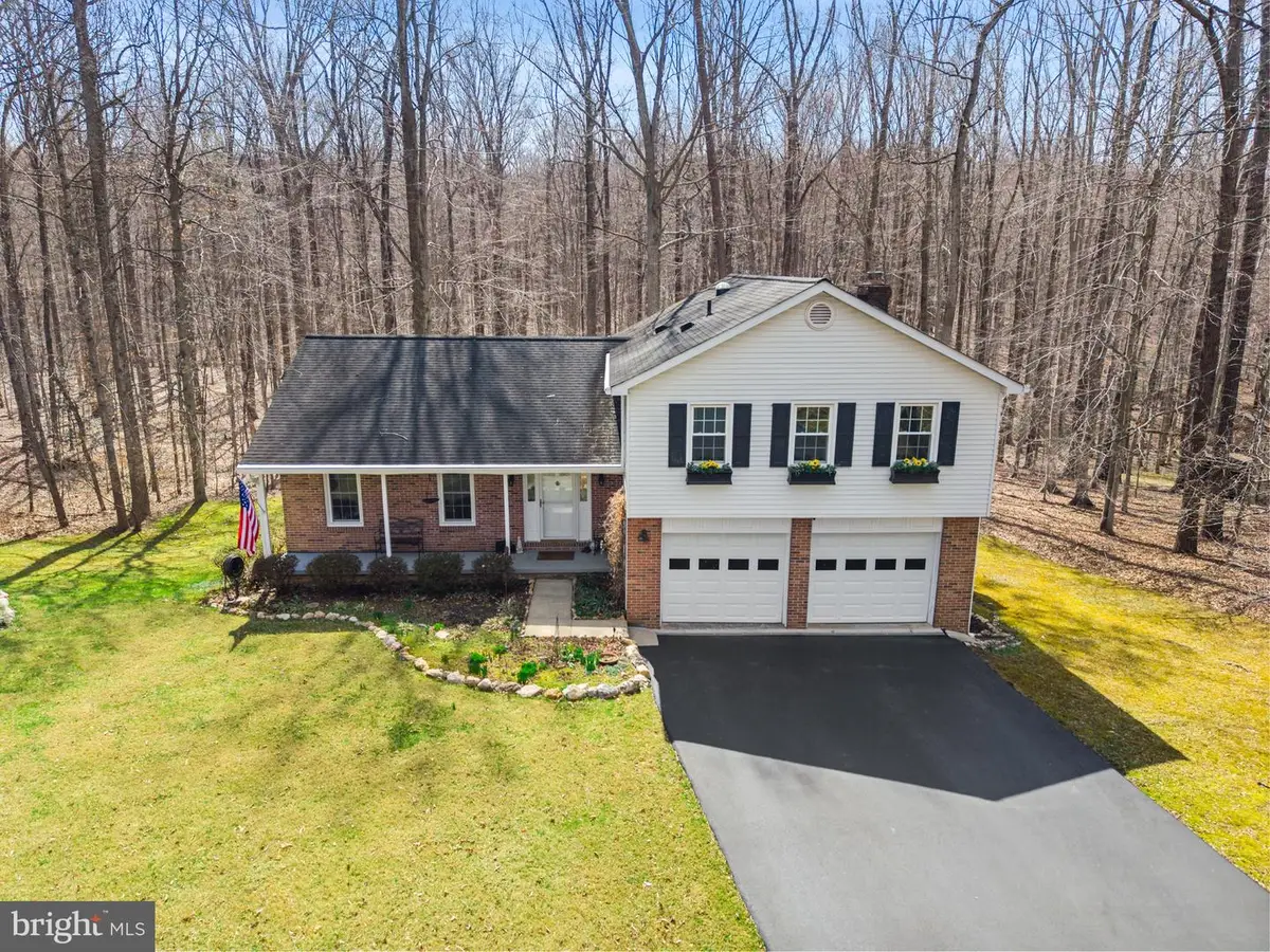 5383 Cleburne Ln, Woodbridge, VA 22192 - #1