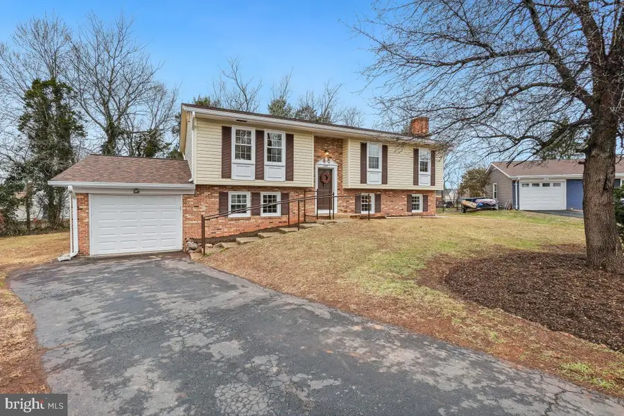 9507 Scarlet St, Manassas, VA 20110 - #2