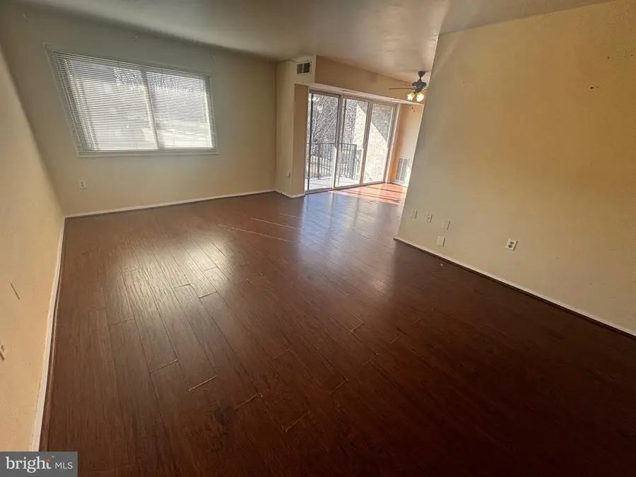 12701 Lotte Dr #301, Woodbridge, VA 22192 - #2