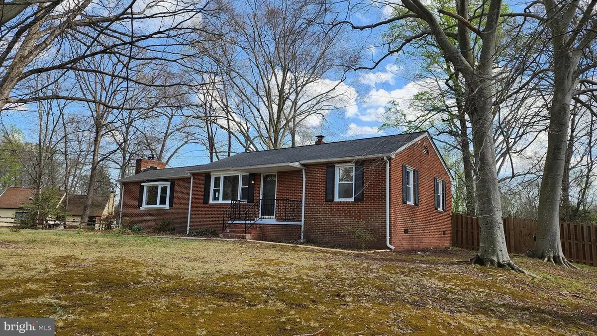 8405 Rugby Rd, Manassas, VA 20111 - #1