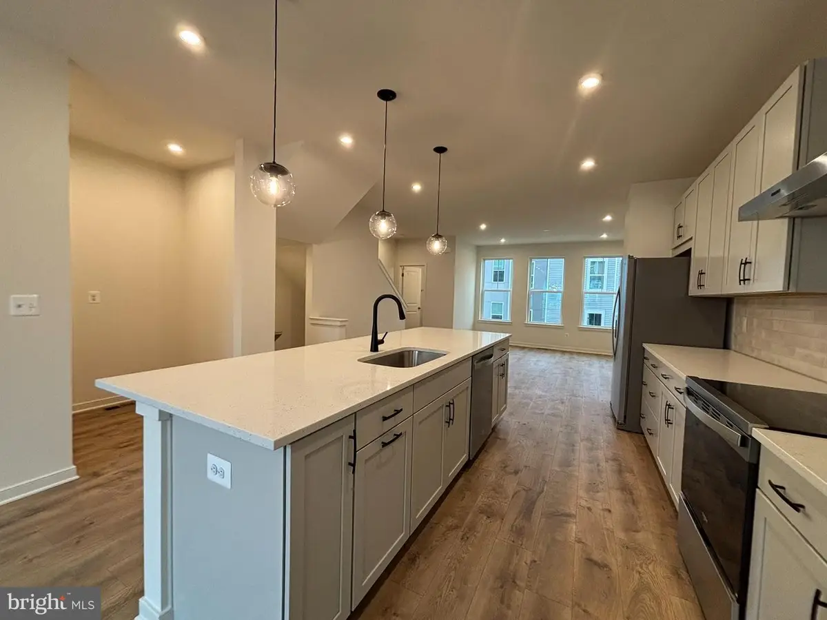 17966 Alicia Ave, Dumfries, VA 22026 - #1