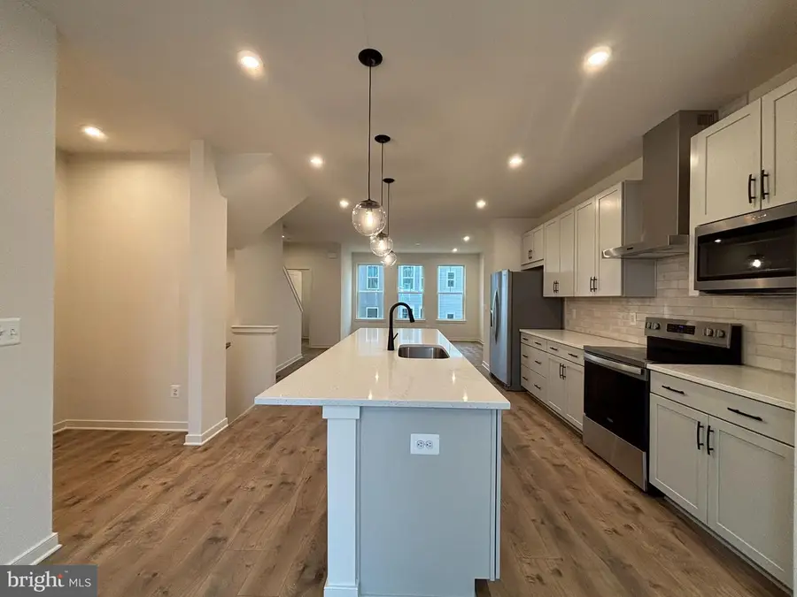 17966 Alicia Ave, Dumfries, VA 22026 - #3