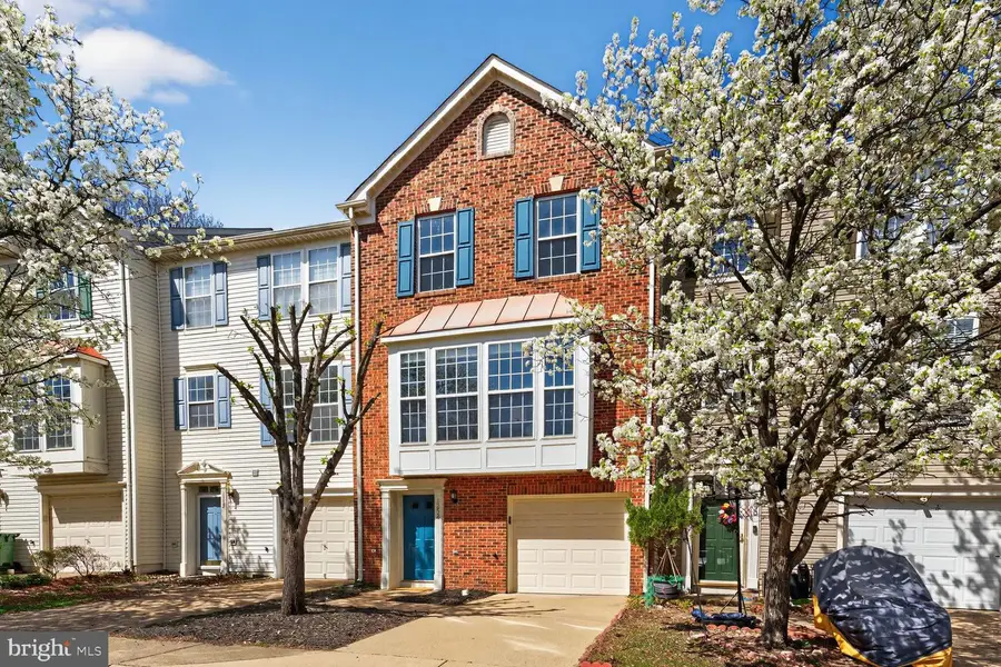 1252 Corbett Pl, Woodbridge, VA 22191 - #2