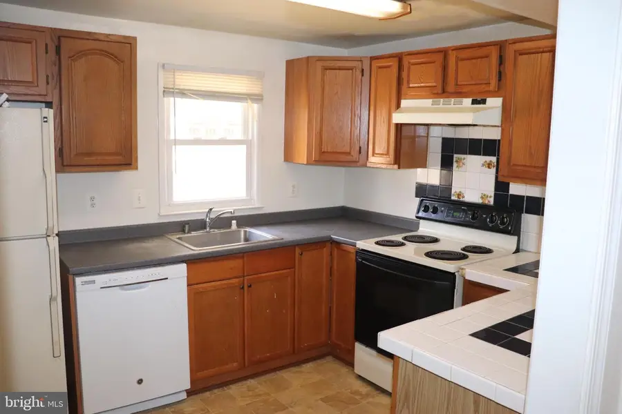 12918 Kingswell Dr, Woodbridge, VA 22193 - #3