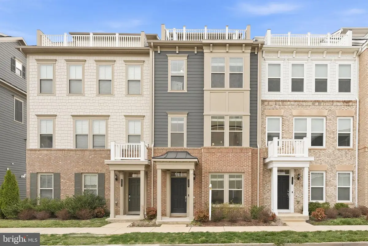 2058 Alder Ln, Dumfries, VA 22026 - #1