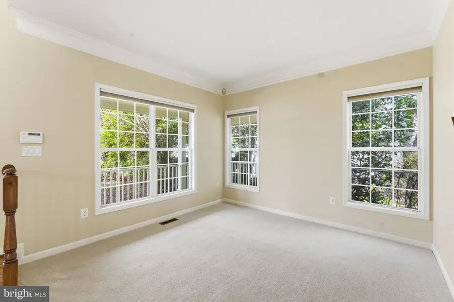 8215 Katie Lynn Ct, Gainesville, VA 20155 - #3