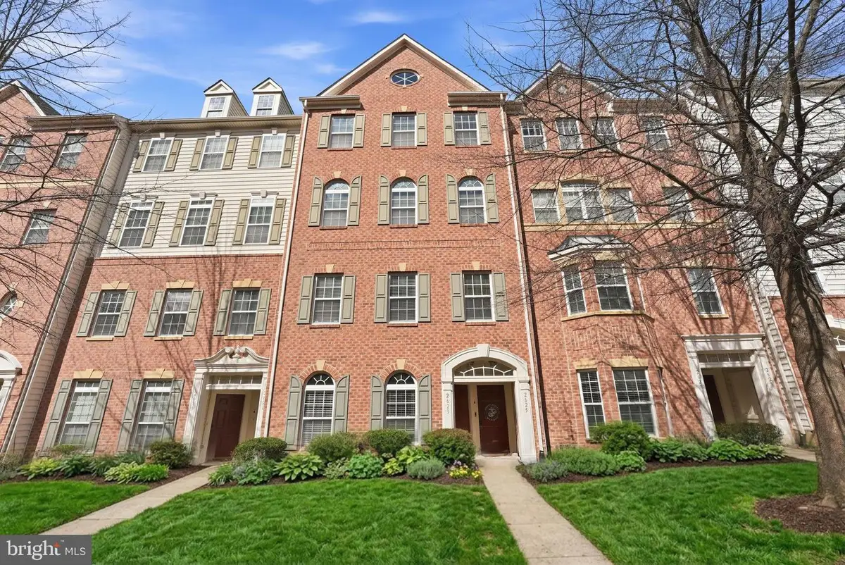 2623 Eastbourne Dr #285, Woodbridge, VA 22191 - #1