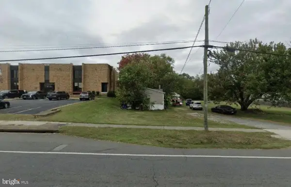 17884 Main St, DUMFRIES, VA 22026