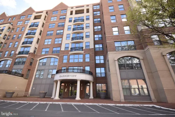 485 Harbor Side St #604, WOODBRIDGE, VA 22191
