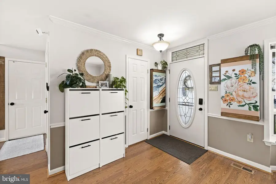 11971 Home Guard Dr, Woodbridge, VA 22192 - #2