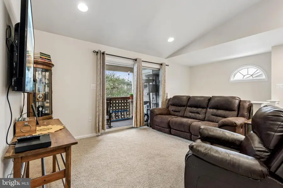 7876 Waverley Mill Ct, Gainesville, VA 20155 - #3