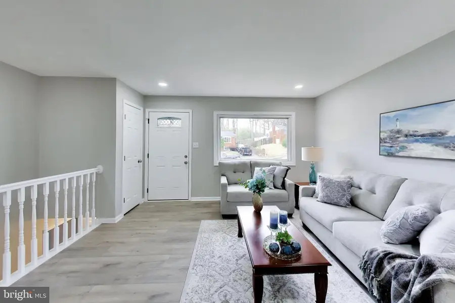 2907 Alliance Ln, Woodbridge, VA 22193 - #2