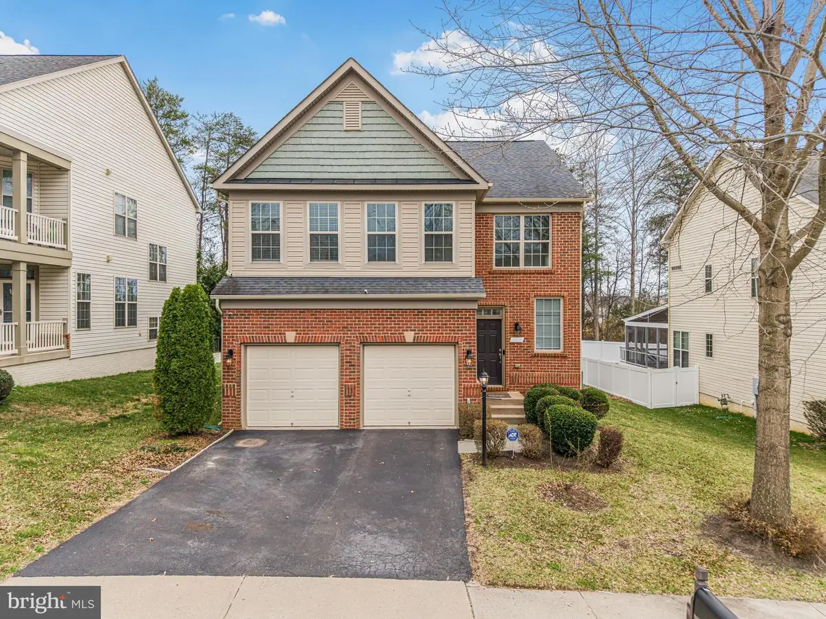 5664 Liberty Manor Cir, Woodbridge, VA 22193 - #1